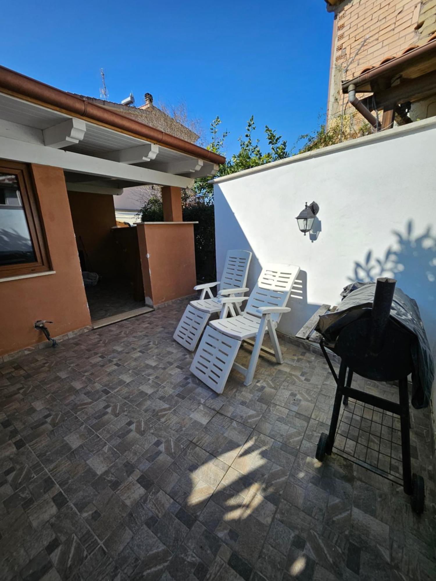 Casa Vacanze Dragona 15 Min Fco 10 Min Ostia Stadtviertel Stadtviertel Acilia Exterior foto