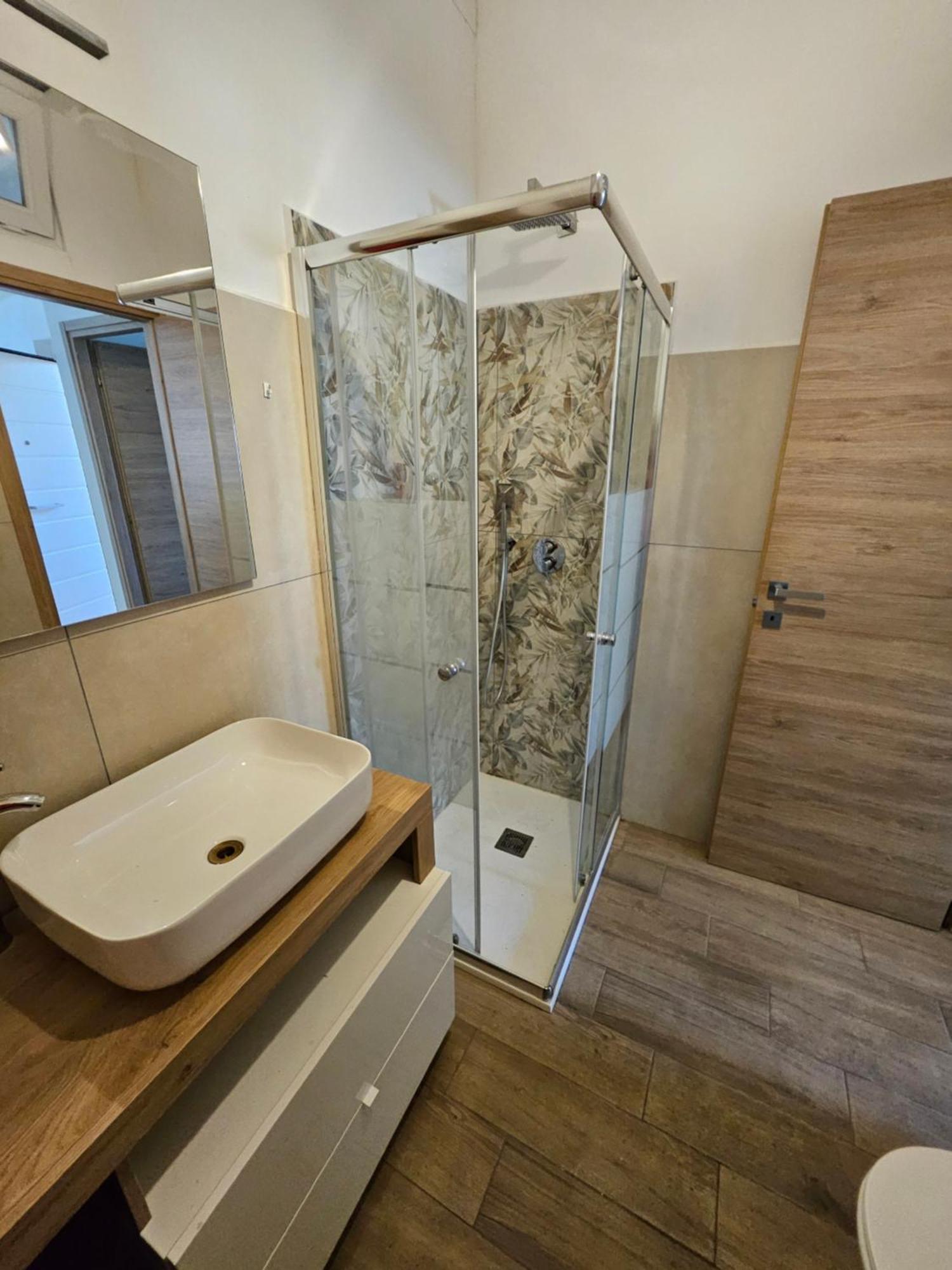 Casa Vacanze Dragona 15 Min Fco 10 Min Ostia Stadtviertel Stadtviertel Acilia Exterior foto