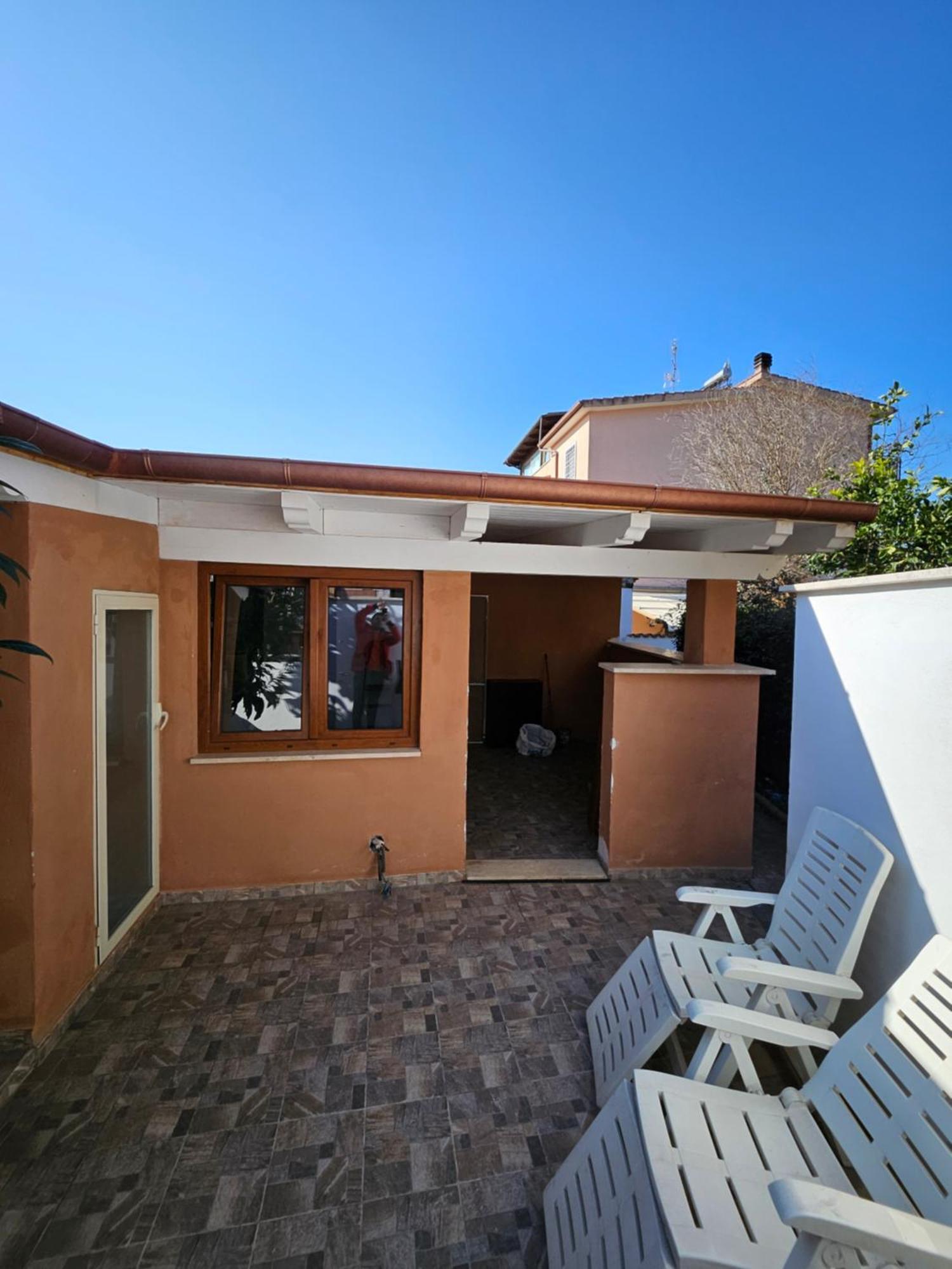 Casa Vacanze Dragona 15 Min Fco 10 Min Ostia Stadtviertel Stadtviertel Acilia Exterior foto